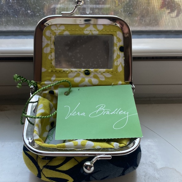 Vera Bradley contact case - Picture 3 of 3